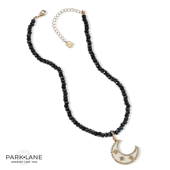 Cosmic necklace - Picture 1 of 2